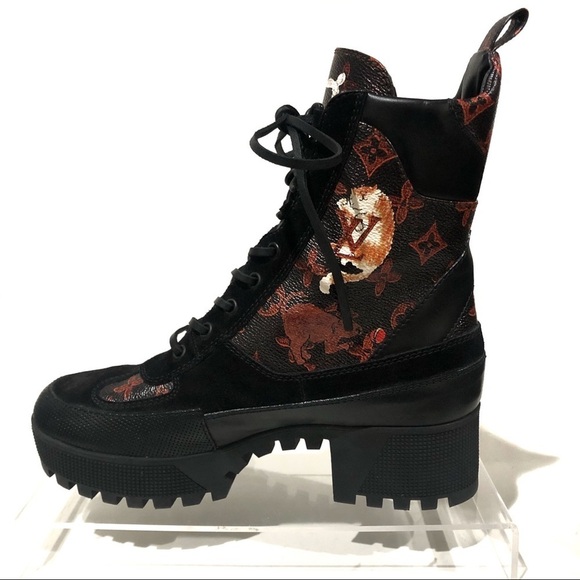 Auth Louis Vuitton Rare Limited Edition Catogram Laureate Combat Boots Booties - Picture 7 of 12